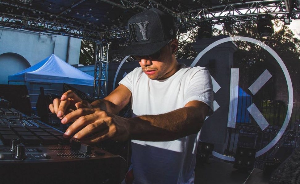 AraabMuzik finger drumming live performance Akai MPC solo metal