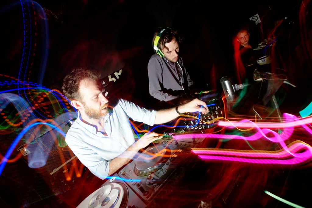 2 many djs