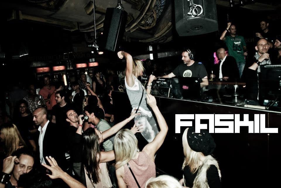 Le producteur et journaliste Faskil balance des Groove Sessions: Blended & Baked