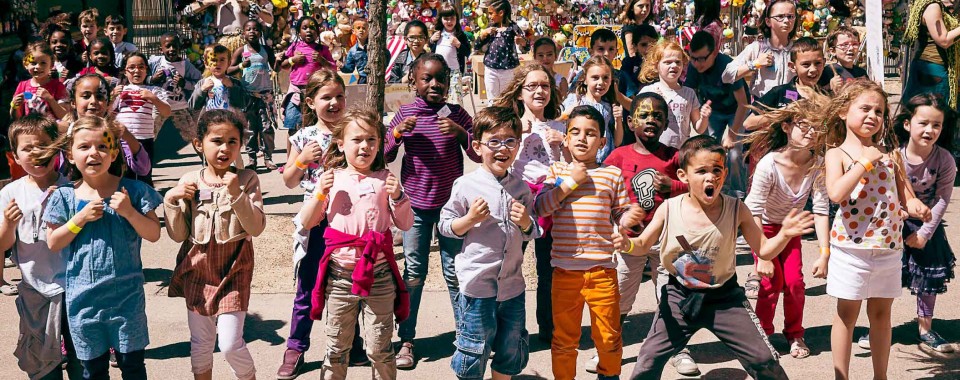 Monsieur Simon, le meilleur pote des enfants et de leurs parents