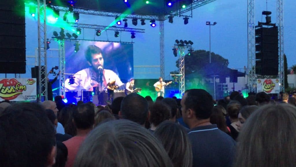 Gros Concert hier soir au Théatre de la mer à Golf Juan, le Kiss Fm live !