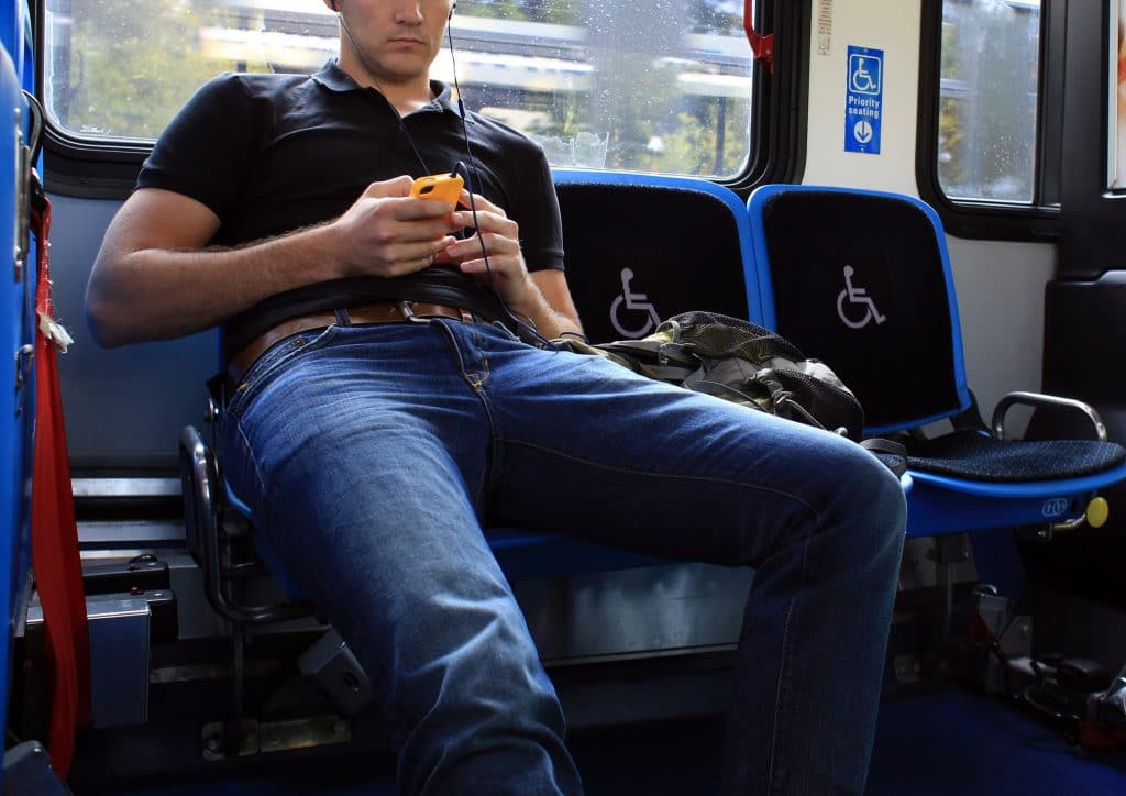 manspreading