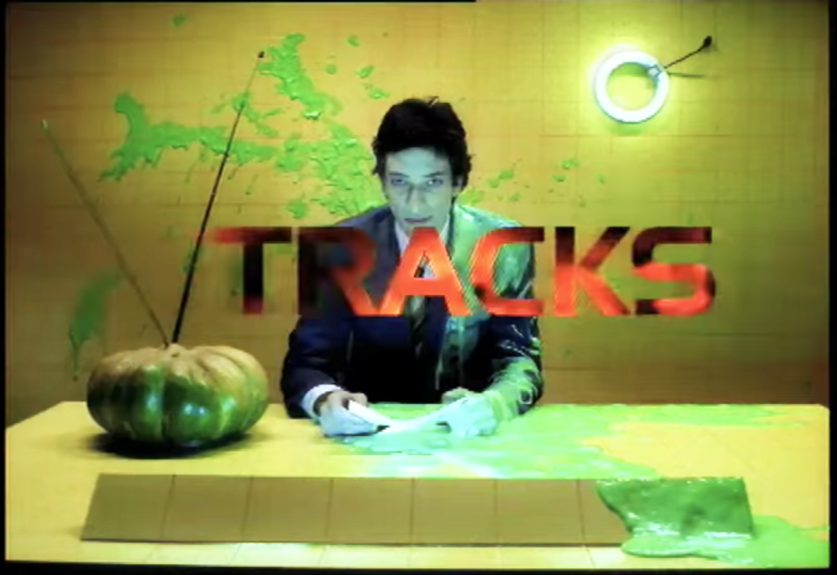 tracks emission