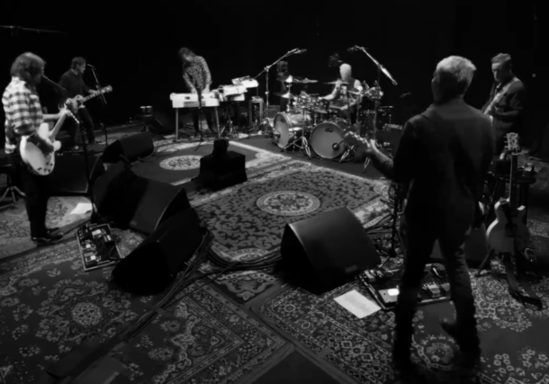 Foo Fighters: Preparing Music For Concerts