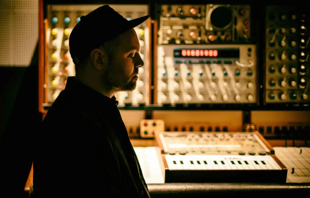 Ozone Scraper, DJ SHADOW