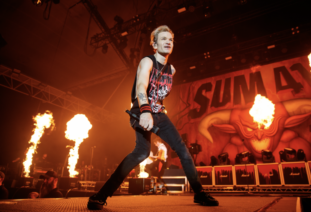 SUM 41