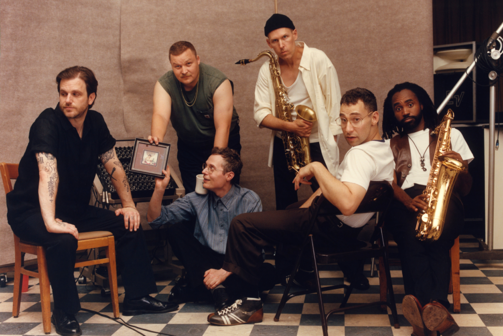 bleachers, modern girl