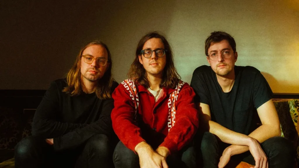 cloud nothings