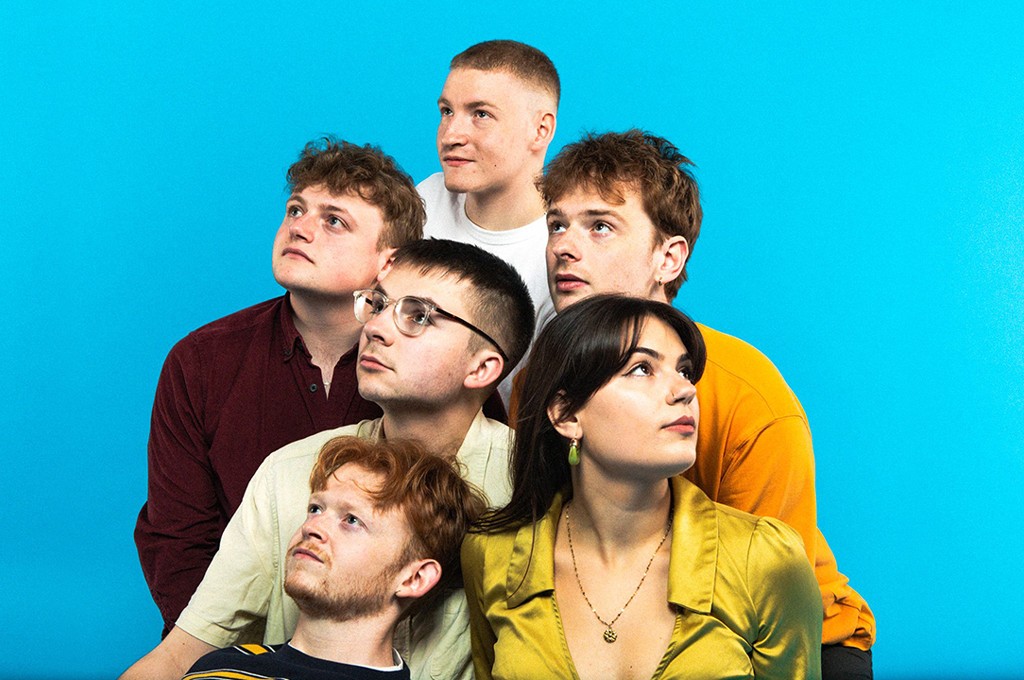 On danse en écoutant Home Counties et Uptight