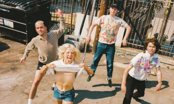 Amyl and the Sniffers