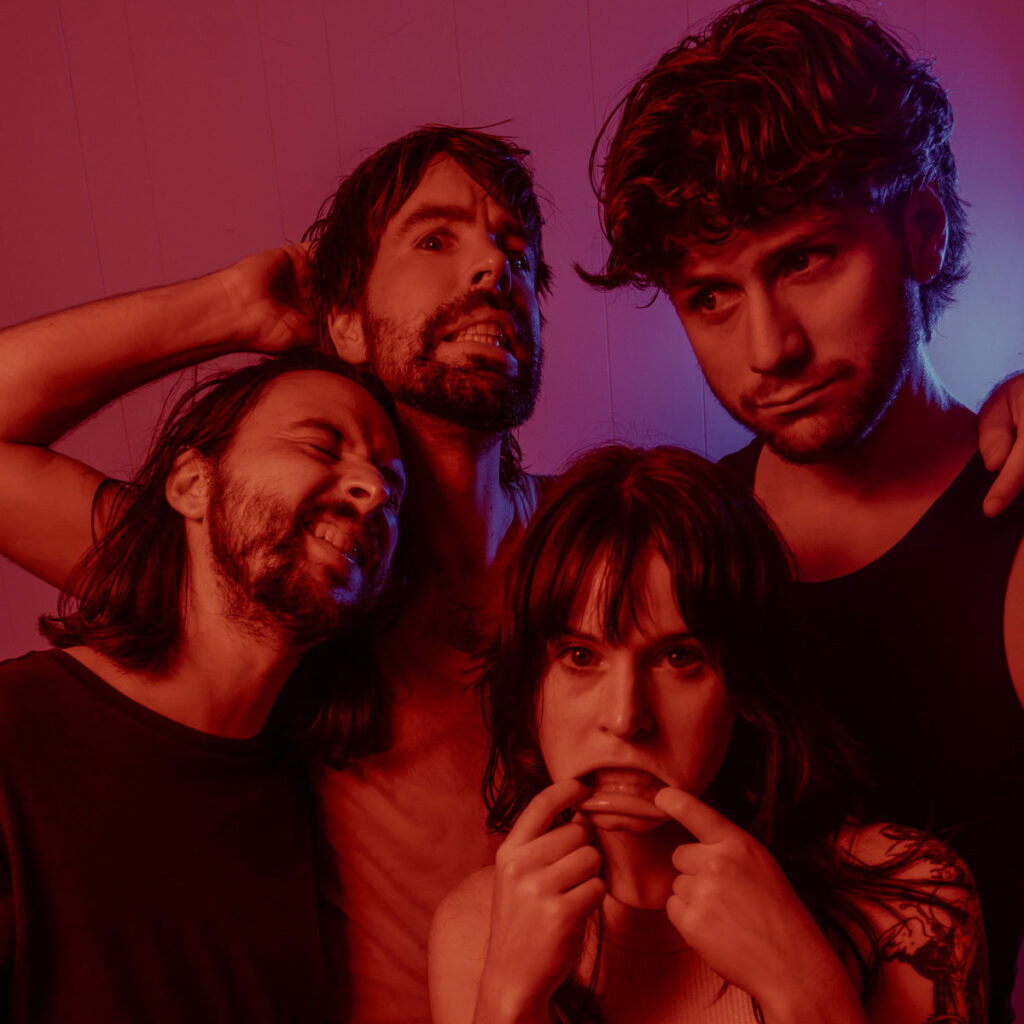 La pépite du jour c'est le rock de Marilyn Maria et "Self Help Tape"