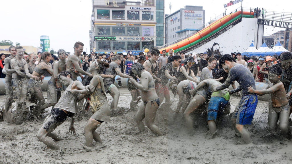 mud festival
