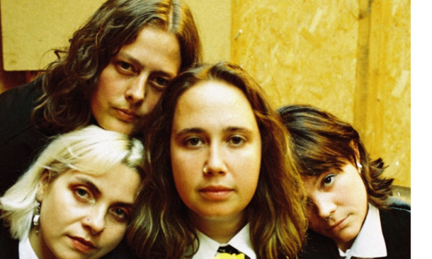 Grandma’s House balance un nouveau missile punk : "From The Gods"