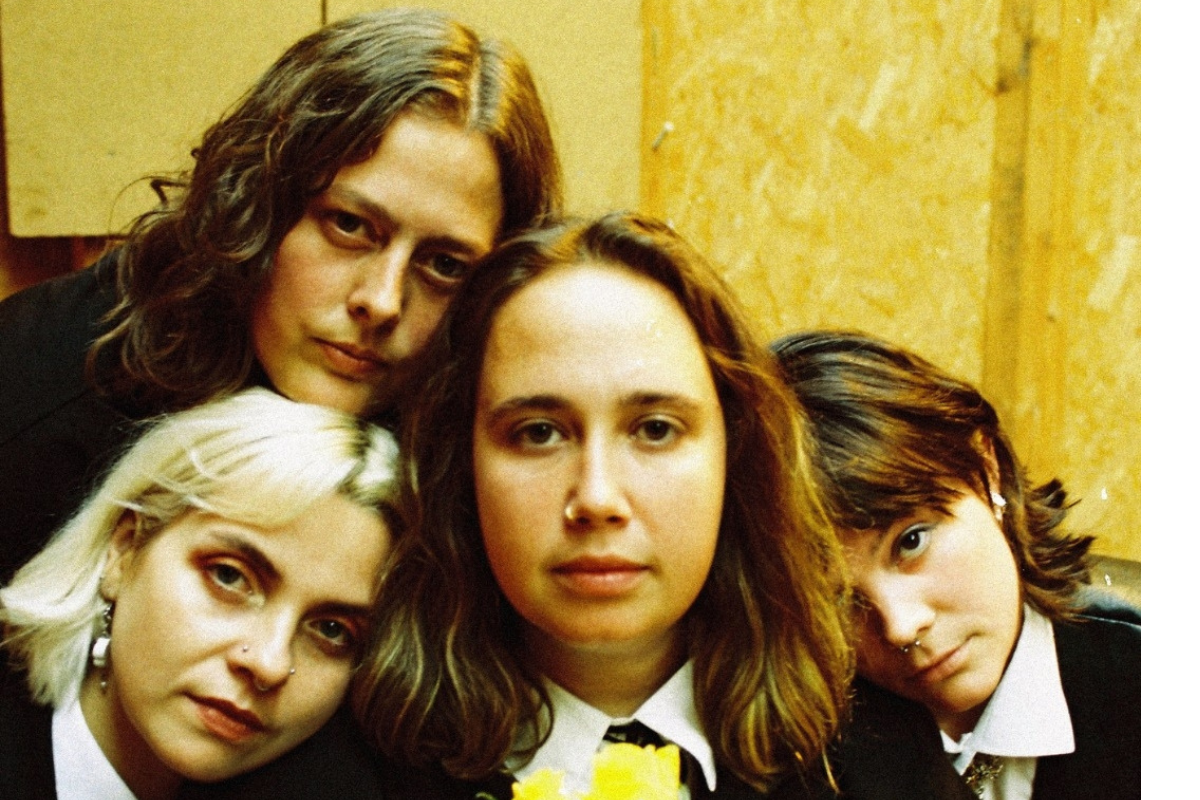 Grandma’s House balance un nouveau missile punk : "From The Gods"