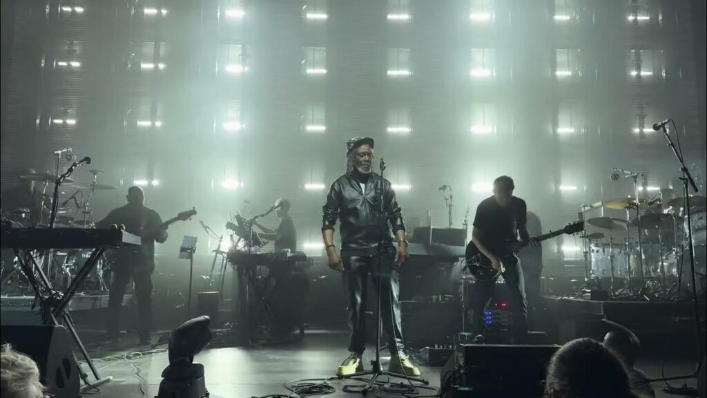 Massive Attack live