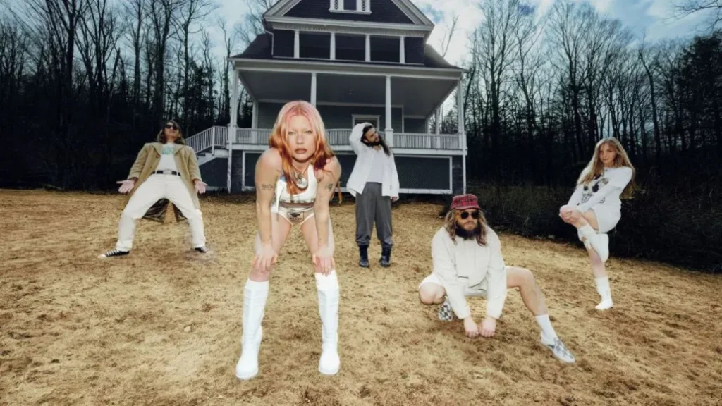 Wet Leg revient avec « CPR », un single garage rock fuzzé et romantique, extrait de leur nouvel album Moisturizer prévu en juillet 2025.