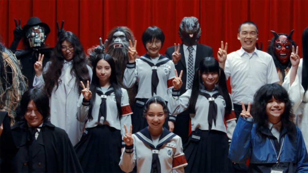 Balming Tiger & ATARASHII GAKKO! marchent au pas de côté avec “Narani Narani”Balming Tiger & ATARASHII GAKKO! marchent au pas de côté avec “Narani Narani”