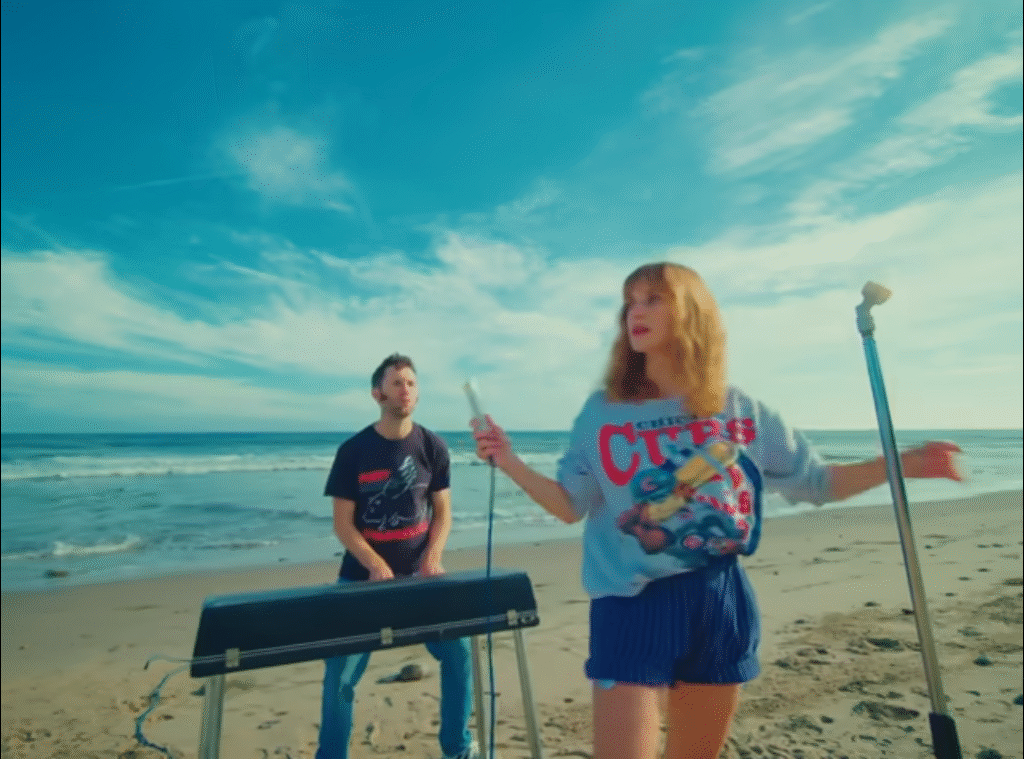 Vulfmon & Evangeline t’invitent à suer élégamment avec « Chicago Summer »