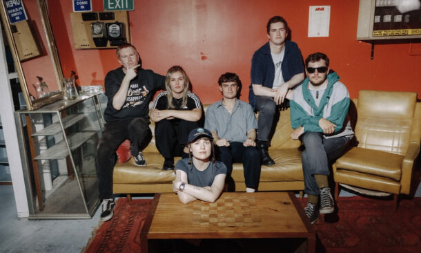 Dragnet sort Claire’s Whip et leur album Dragnet Reigns! et tu vas adorer