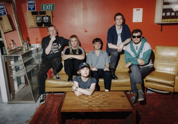 Dragnet sort Claire’s Whip et leur album Dragnet Reigns! et tu vas adorer