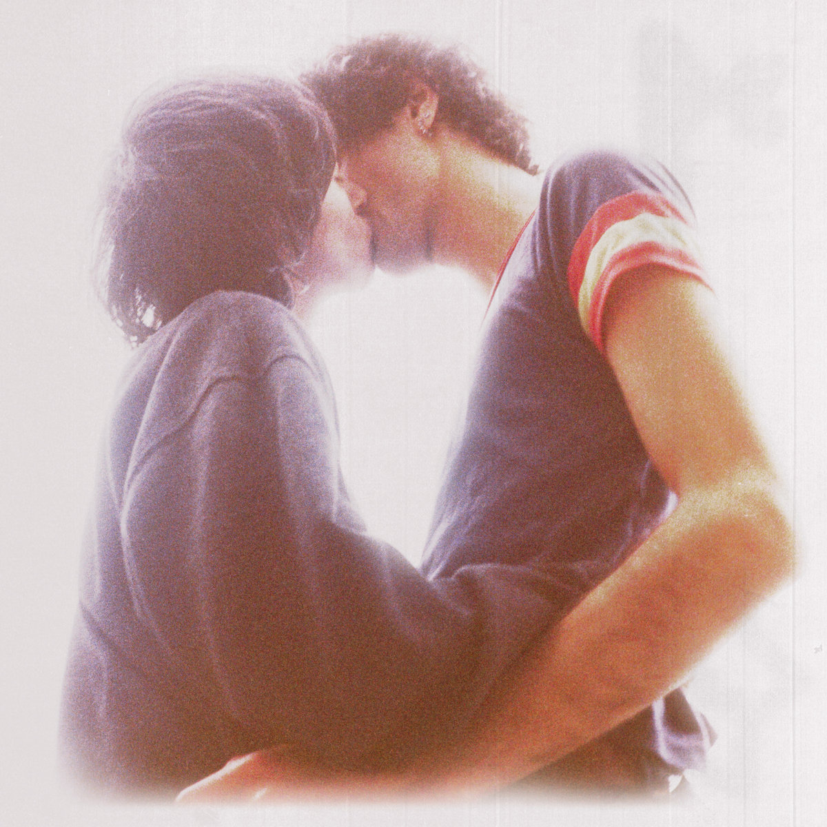 Winter dévoile Just Like a Flower, extrait lumineux et puissant de son nouvel album Adult Romantix, sorti le 22 août. Dream pop et énergie brute.