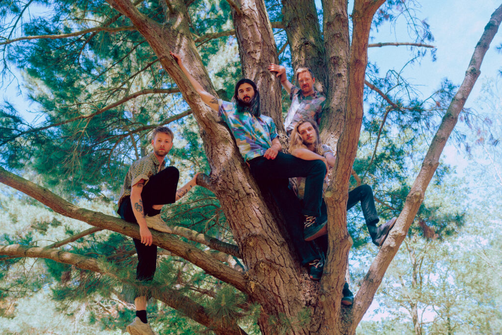 Gros Cœur trace sa route instrumentale entre spleen et liberté dans “Montréal”