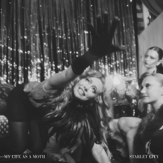 My Life as A Moth dévoile “Starlet City”, une pop bricolée et habitée