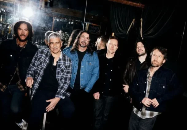 Les Foo fighters annoncent un nouvel album avec le single "Your Favorite Toy"