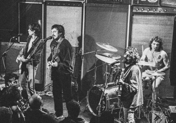 Interview complète de The Spitters autour de leur 5ᵉ album “Fake Brutal”, une claque punk rock nerveuse et frontale, taillée pour le live et la scène internationale.