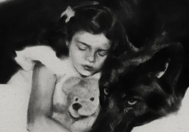 Lana Del Rey / “White Feather Hawk Tail Deer Hunter”