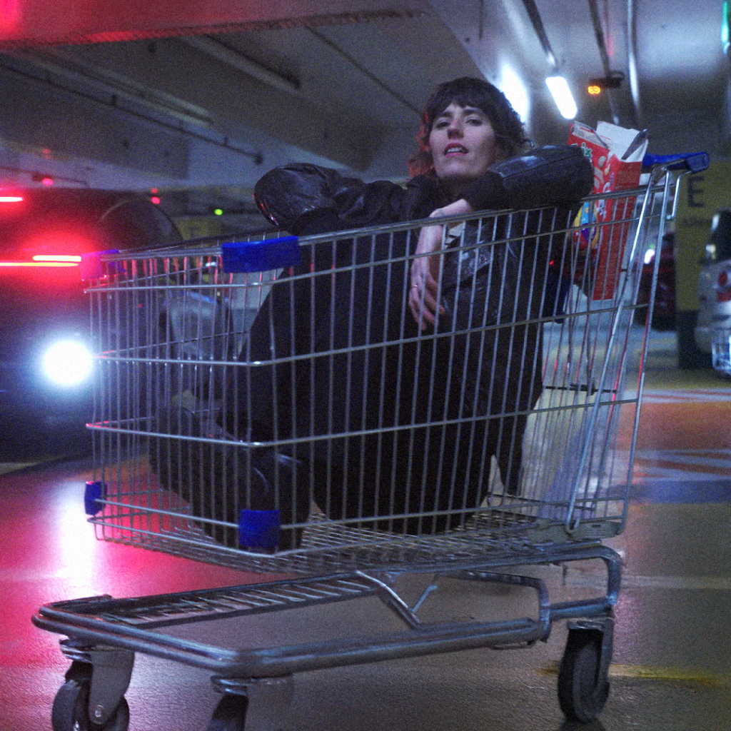 BELFOUR sort "Comme des Hyènes" : l'électro désabusée à la française