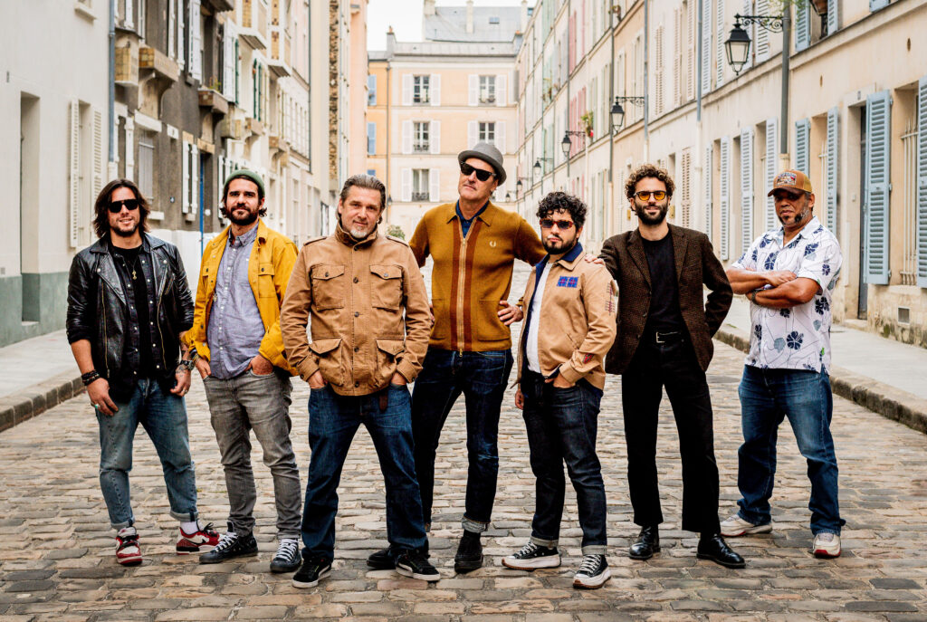 The Hypnotiks ravivent la flamme soul 70’s avec “Stone Cold Sober”